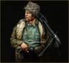 Young Miniatures YM1822 Waffen SS MG-42 Gunner Ardennes 1944 1/10